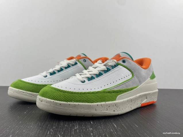 Jordan Low Retro 2 TITAN (W) DV6206-183 1024